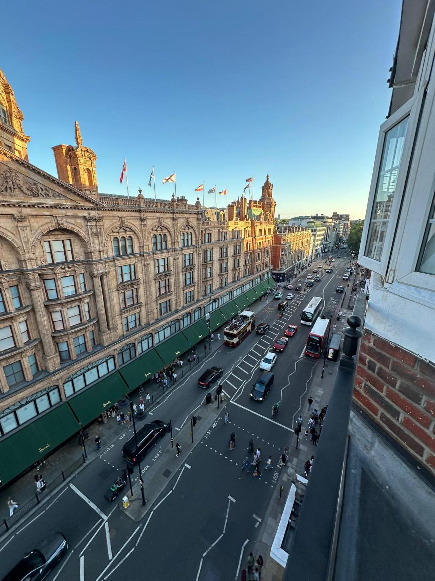 Knightsbridge Luxurious Residence - Facing Harrods Лондон Экстерьер фото